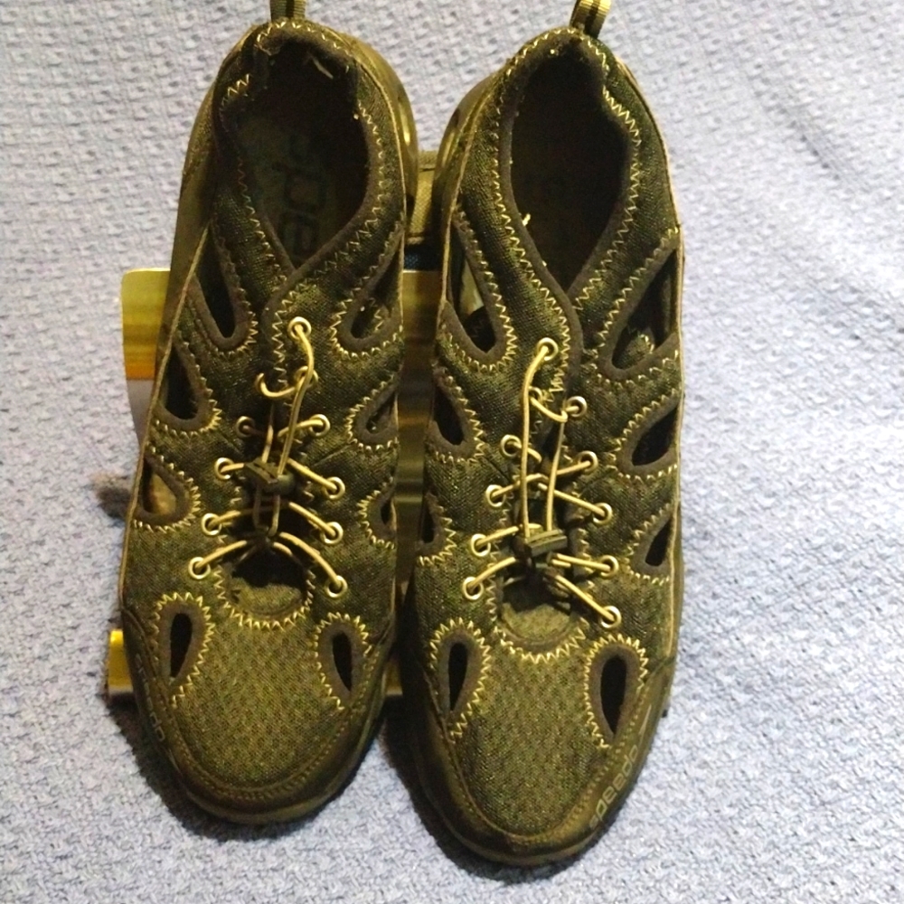 Speedo lake shoes m12